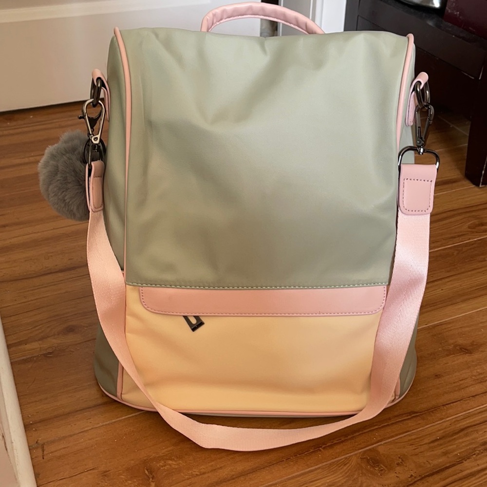 ANTI THEFT WOMENS BACK PACK